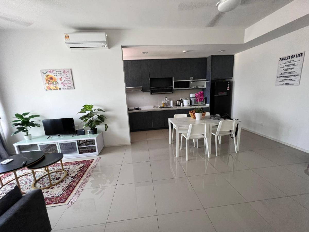 Condostay At Bangi Kampong Sungai Ramal Dalam Exterior foto
